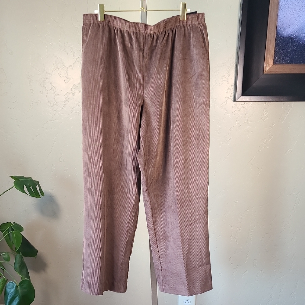 Alfred Dunner Brown Corduroy Pants Classic Straight-Leg 14 Petite NWT